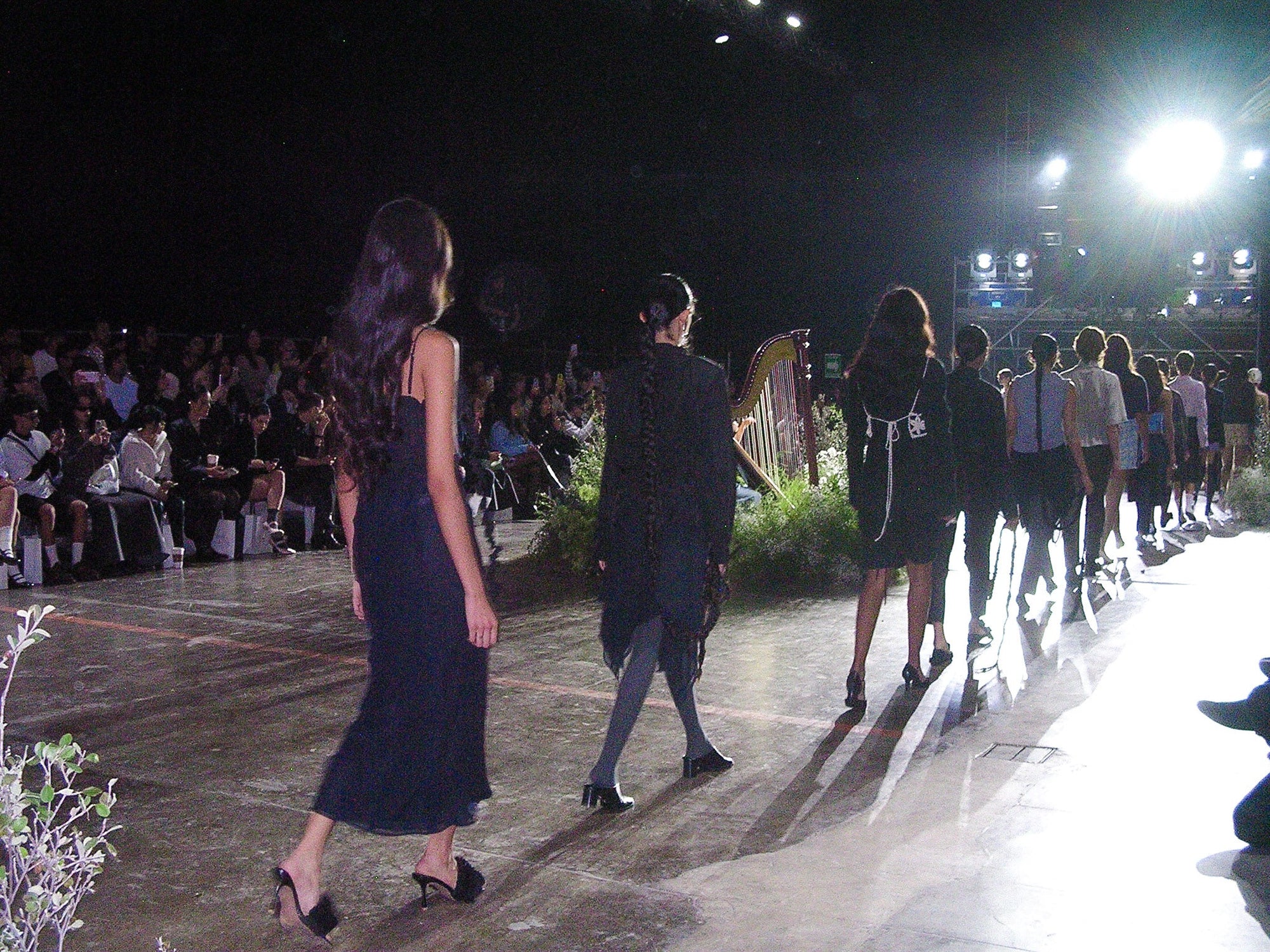 Nostalgia Natural, SS 25 runway & bts