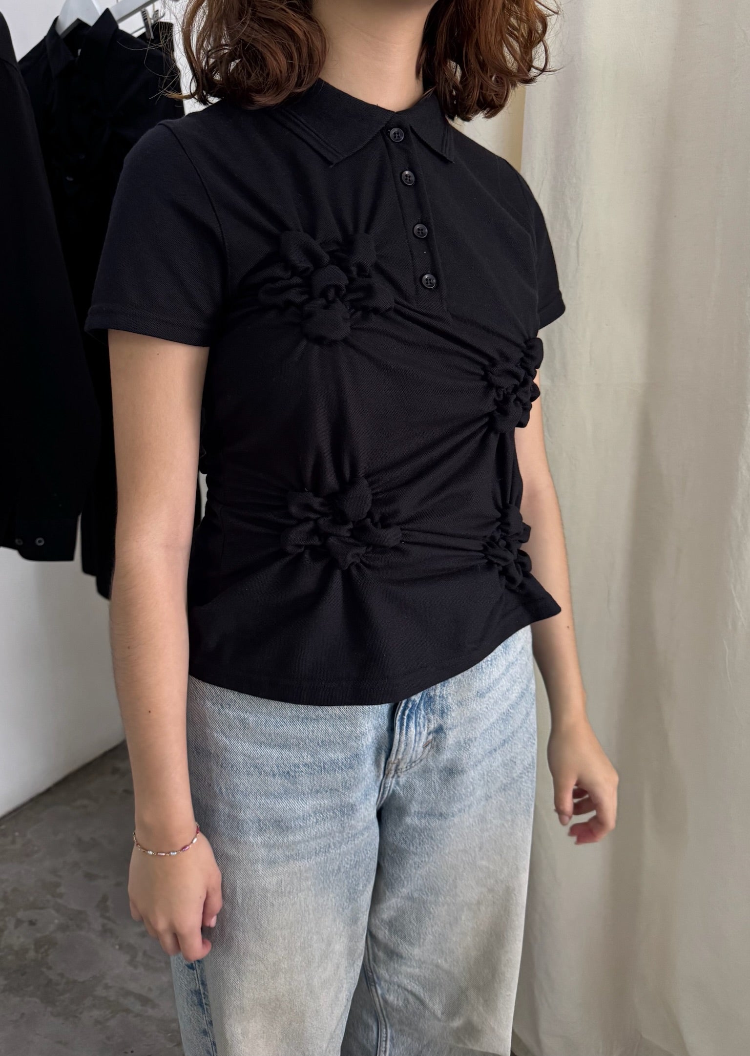 Flor Polo - Negra ; Fit: mujer