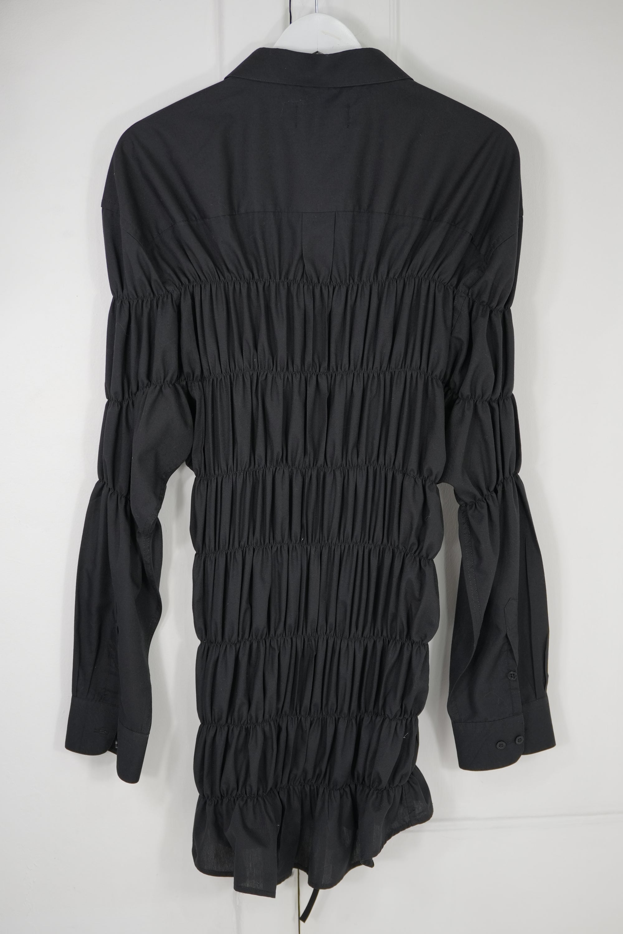 Long-Sleeve Foam Shirt - Black