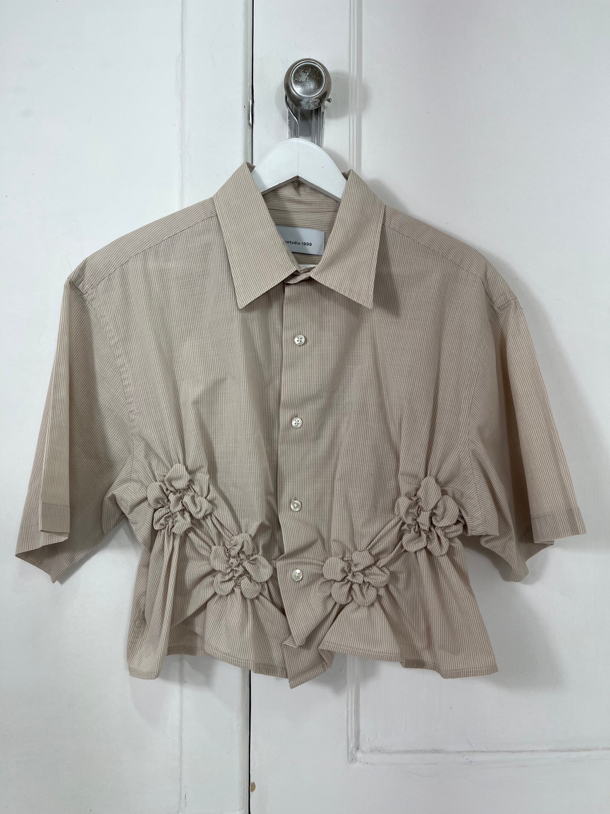 Florero Shirt - Beige with Thin Stripes
