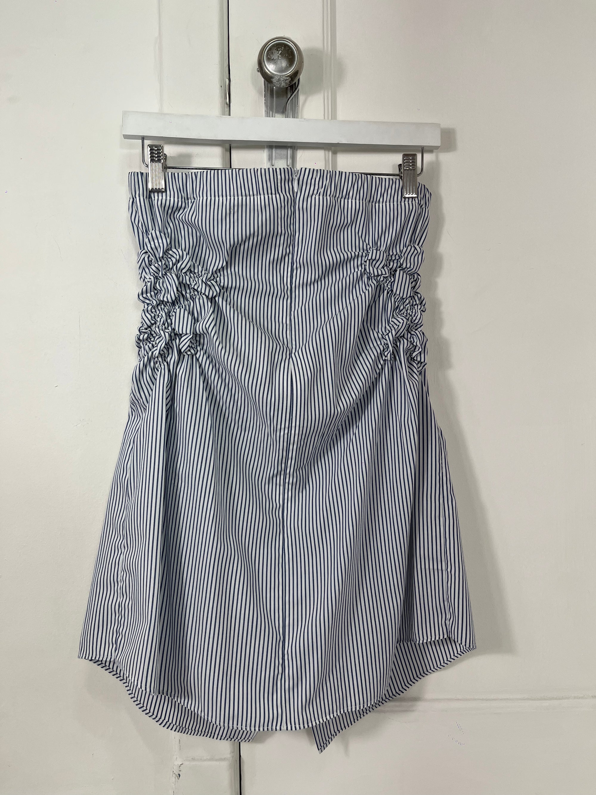 Florero Skirt - White with Navy Blue Stripes